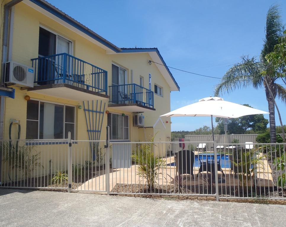 Harrington Village Motel Manning Point Екстериор снимка
