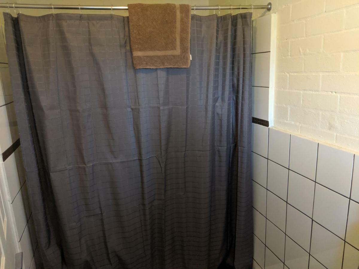 Harrington Village Motel Manning Point Екстериор снимка
